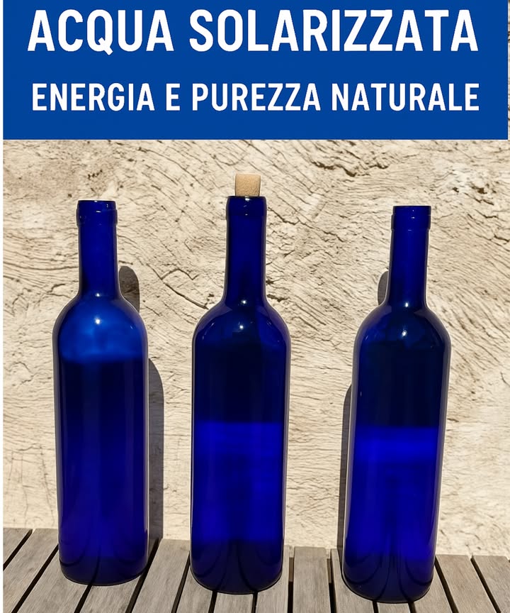 Acqua Solarizzata: Energia Naturale e Purezza 
 Lacqua ha una memoria capace di immagazzinare lenergia fotonica del sole e di trasmetterla agli organismi viventi.
 Lesposizione al sole riequilibra le sue molecole, eliminando batteri e residui chimici come il cloro.
 I raggi infrarossi riscaldano e energizzano lacqua, mentre i raggi ultravioletti la sterilizzano e la purificano.
 Attraverso vetro blu scuro, la luce raggiunge i 7.000 K, ricreando le condizioni di formazione originale dellacqua e ripristinando la sua memoria.
 Preparazione
1. Utilizza una bottiglia o un contenitore di vetro blu scuro o blu chiaro.
2. Riempilo con acqua del rubinetto o in bottiglia.
3. Esporre al sole per circa 1 ora, coperto con garza per prevenire impurità.
4. Lascia raffreddare, poi chiudi con un tappo o un coperchio.
5. Conserva in frigorifero o a temperatura ambiente, a seconda delle preferenze.
Bere acqua solarizzata fornisce al tuo corpo acqua rivitalizzata, purificata ed energizzata dalla luce solare.