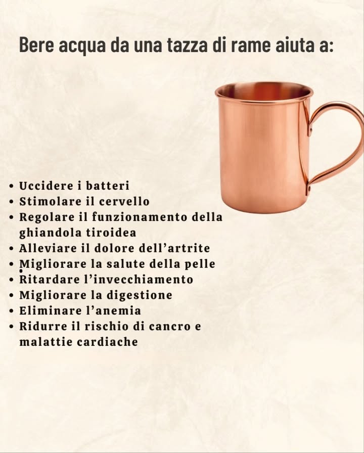 Bere acqua da una tazza di rame aiuta