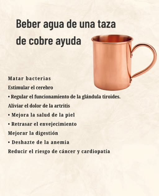 Beber agua de una taza de cobre ayuda